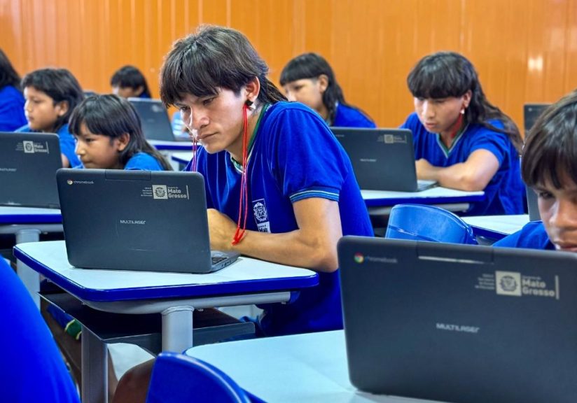 SEDUC-MT avança com instalação de internet via satélite em escolas da Rede Estadual
