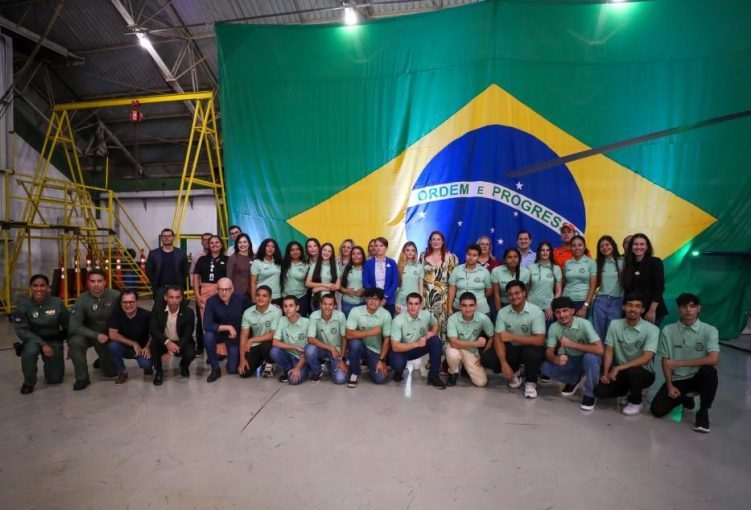 “Educação pública de MT está criando oportunidades antes inacessíveis aos estudantes da escola pública”, destaca governador