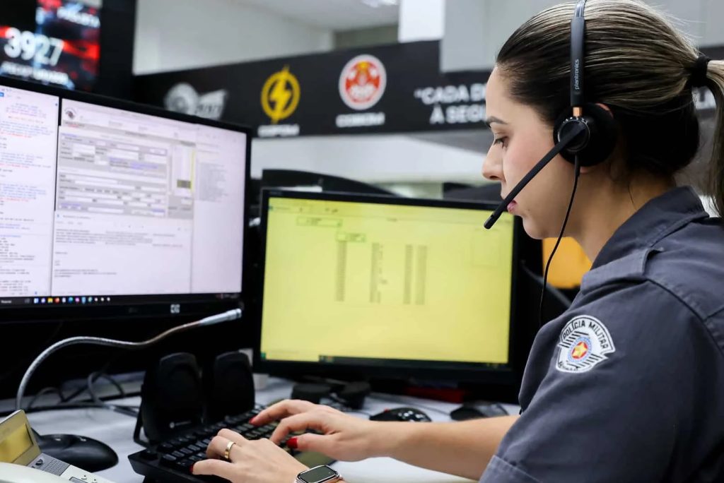 SP MULHER SEGURA: CONHEÇA O APLICATIVO QUE PERMITE DENUNCIAR VIOLÊNCIA DOMÉSTICA E ACIONAR BOTÃO DO PÂNICO CONTRA AGRESSORES sp-mulher-segura:-conheca-o-aplicativo-que-permite-denunciar-violencia-domestica-e-acionar-botao-do-panico-contra-agressores